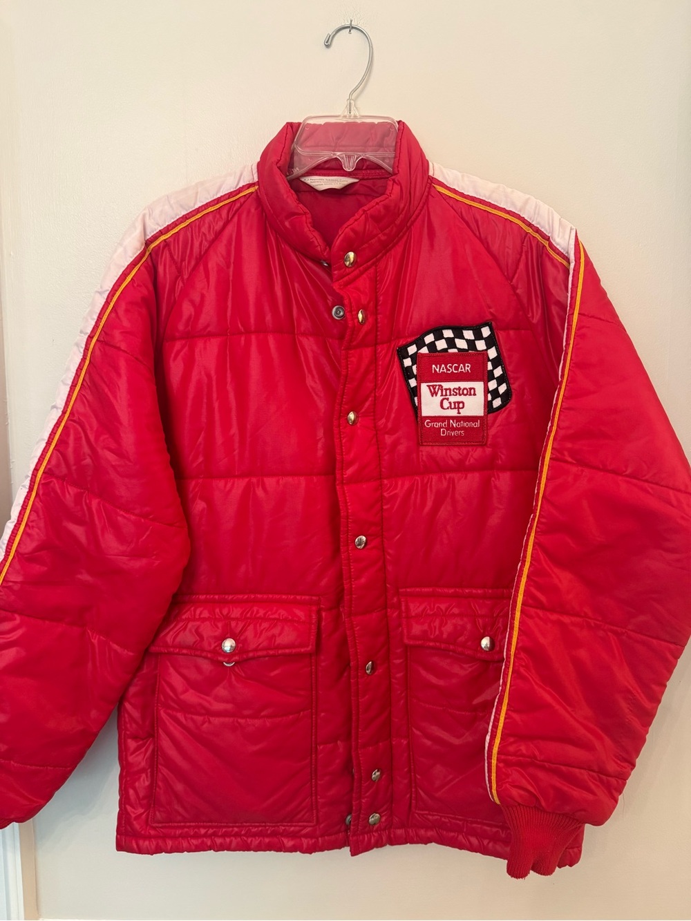 Vintage Winston Cup Jacket Large Red Nylon NASCAR Racing Puffer Advertising